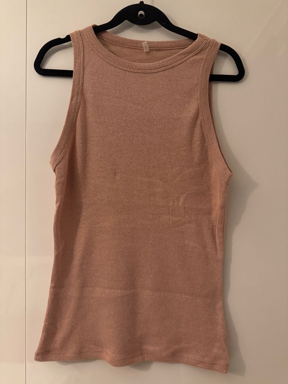 Intimissimi Tops: Pinkes Glitzertwinset von Intimissimi – D'occasion à Luzern par wet_7bm6 1