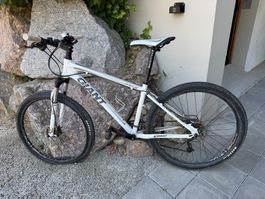 Giant Mountainbike weiss wenig gebraucht