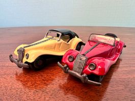 2 alte Blech MG Roadster , Made by Bandai Japan 1950’s