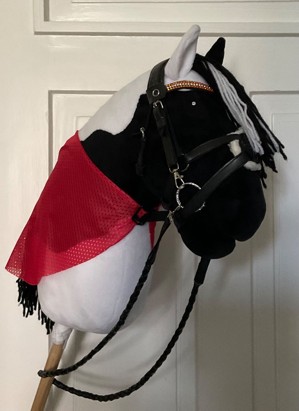 Giocattoli: Hobby Horse Schecke mit Zubehör – Usato da Kilchberg ZH venduto da family-affair 1