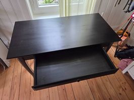 Ikea Holzschreibtisch & passender Holzstuhl (auch einzeln)