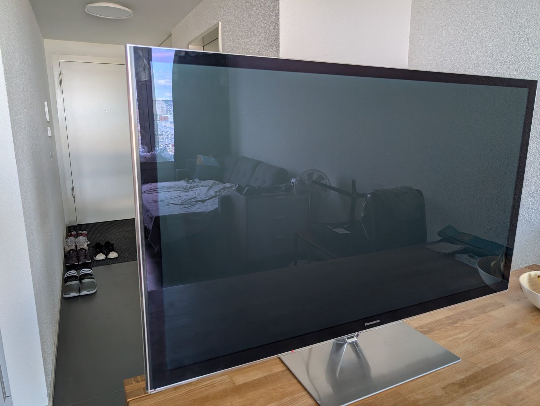 Panasonic Televisori: Panasonic VT60 Plasma TV, 50", TX-PR50VT60 – Usato da Zürich venduto da dev_oyster 1