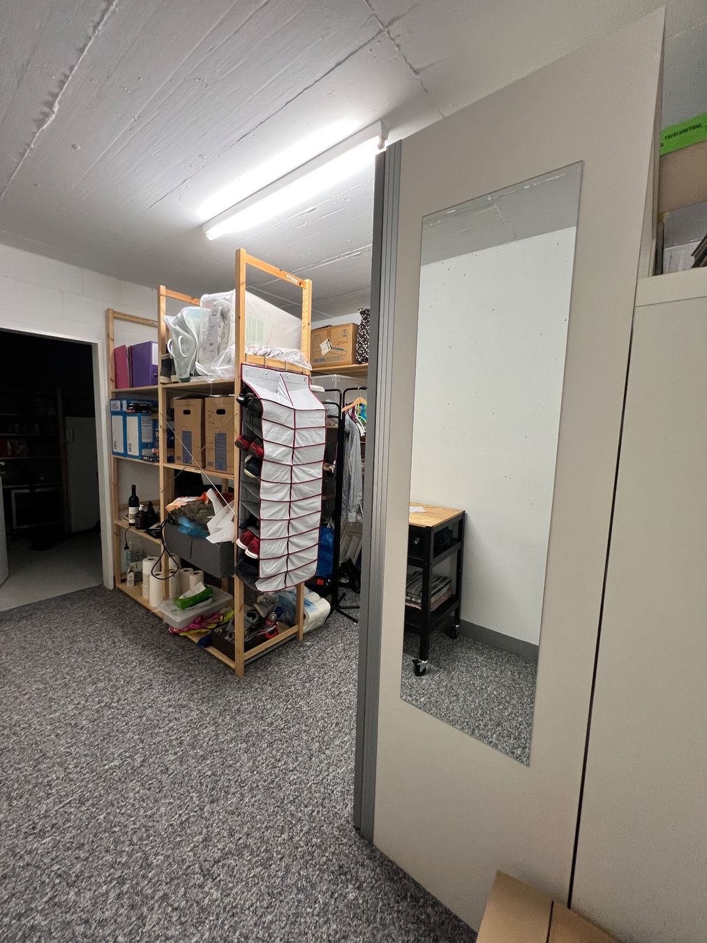 Pfister Schränke: Kleiderschrank mit Schiebetüren – Neu (gemäss Beschreibung) aus Neuenhof von rah_j2qp 3