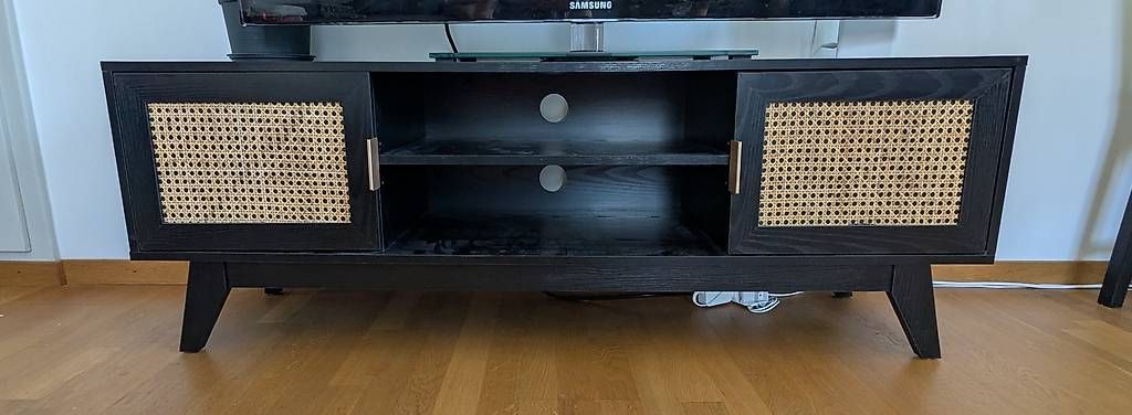 Meubles TV: TV Möbel – D'occasion à Ostermundigen par CYNCYN28