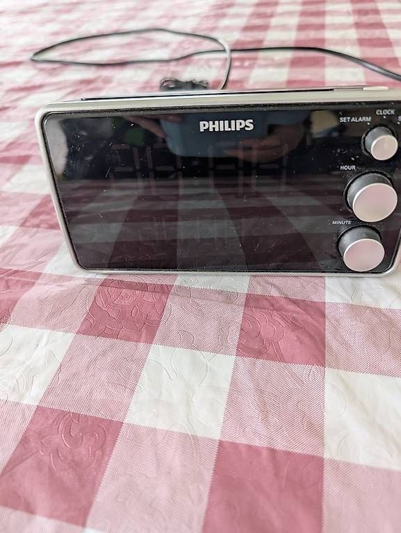 Sveglie: Radio réveil Philips neuf  – Usato da Chavornay venduto da bealil 2