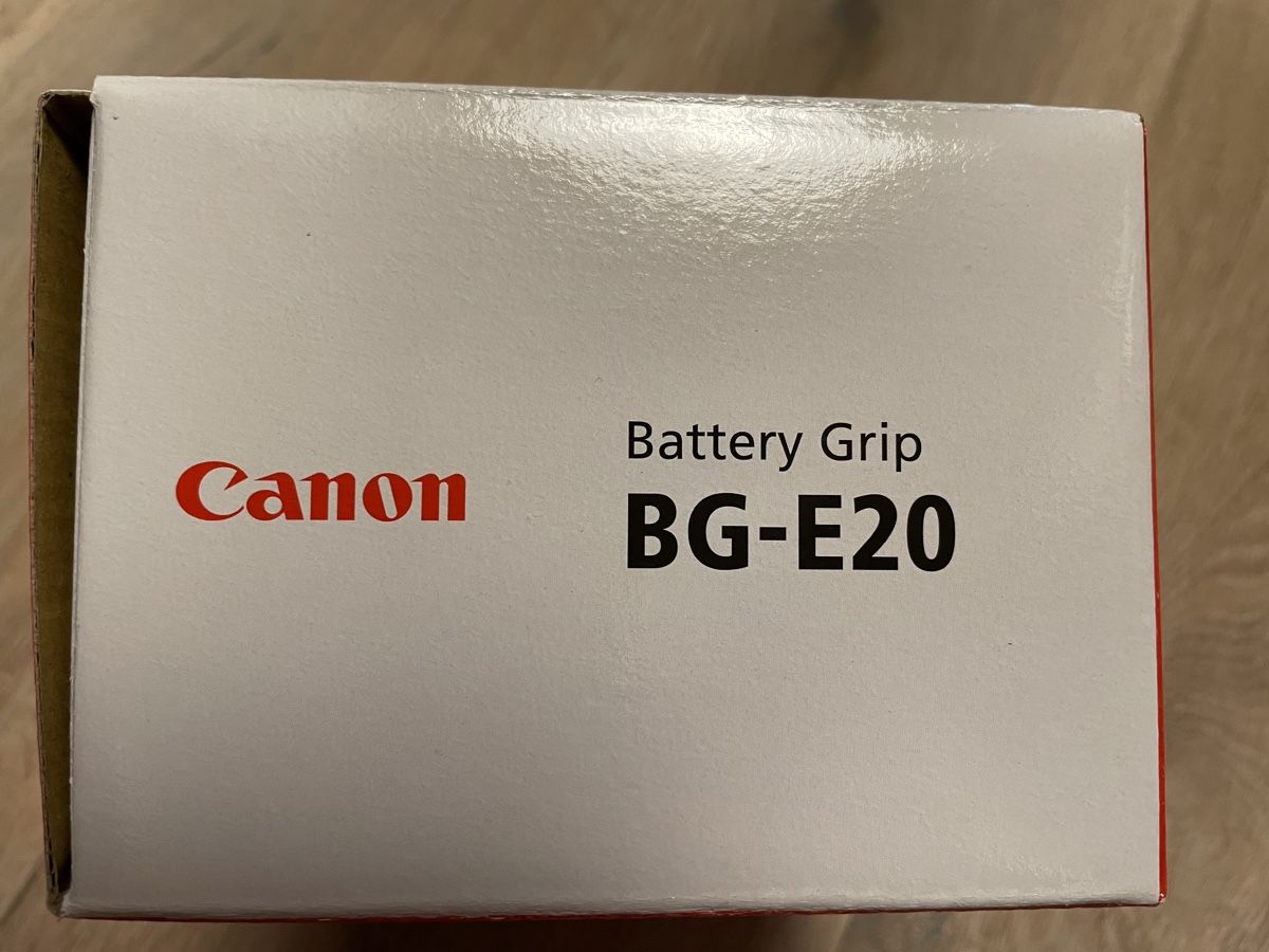 Canon Fotocamera: Canon BG-E20 Batteriegriff – Nuovo e nell'imballaggio originale da Siebnen venduto da Starlauf 1