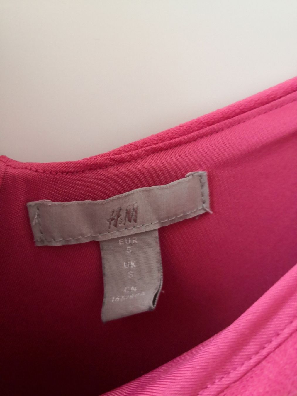 H&M Kleider: Midi Kleid Pink von H&M, Gr. S – Gebraucht aus Wädenswil von coconut1289 4