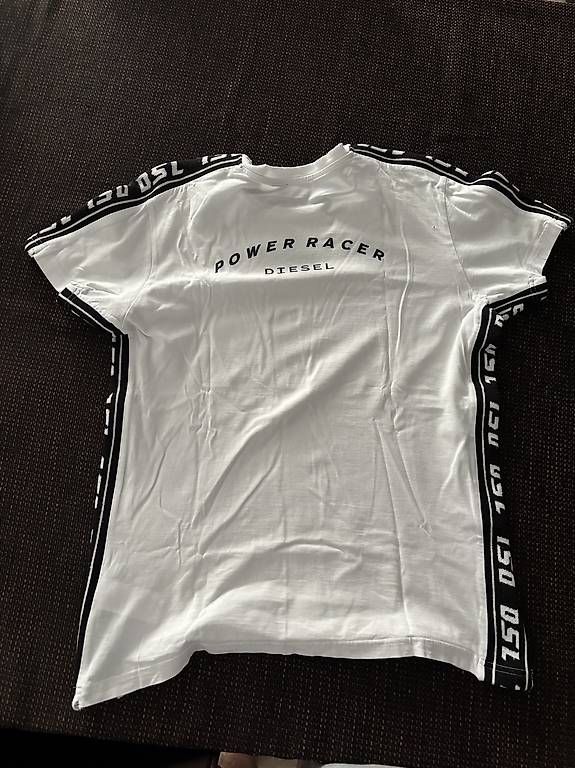 T-shirts: MAGLIETTA – D'occasion à Carabbia par fab_6y2g 1