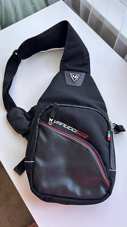 Zaini: Vanucci Motorrad Rucksack wenig gebraucht – Usato da Rothrist venduto da tro_567r