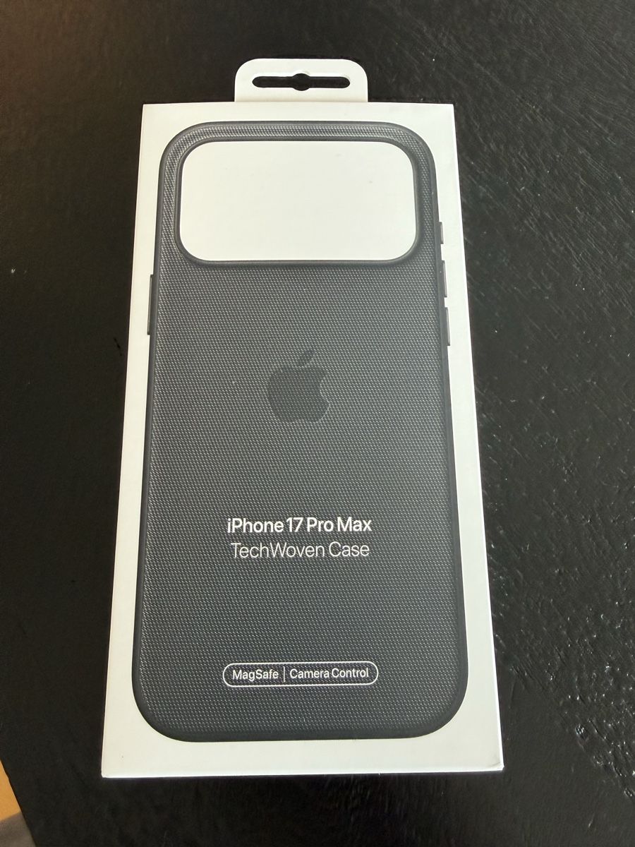 Apple Covers & Schutzfolien: iPhone 17 Pro Max TechWoven Case schwarz neu – Neu (gemäss Beschreibung) aus Kreuzlingen von boriqua01