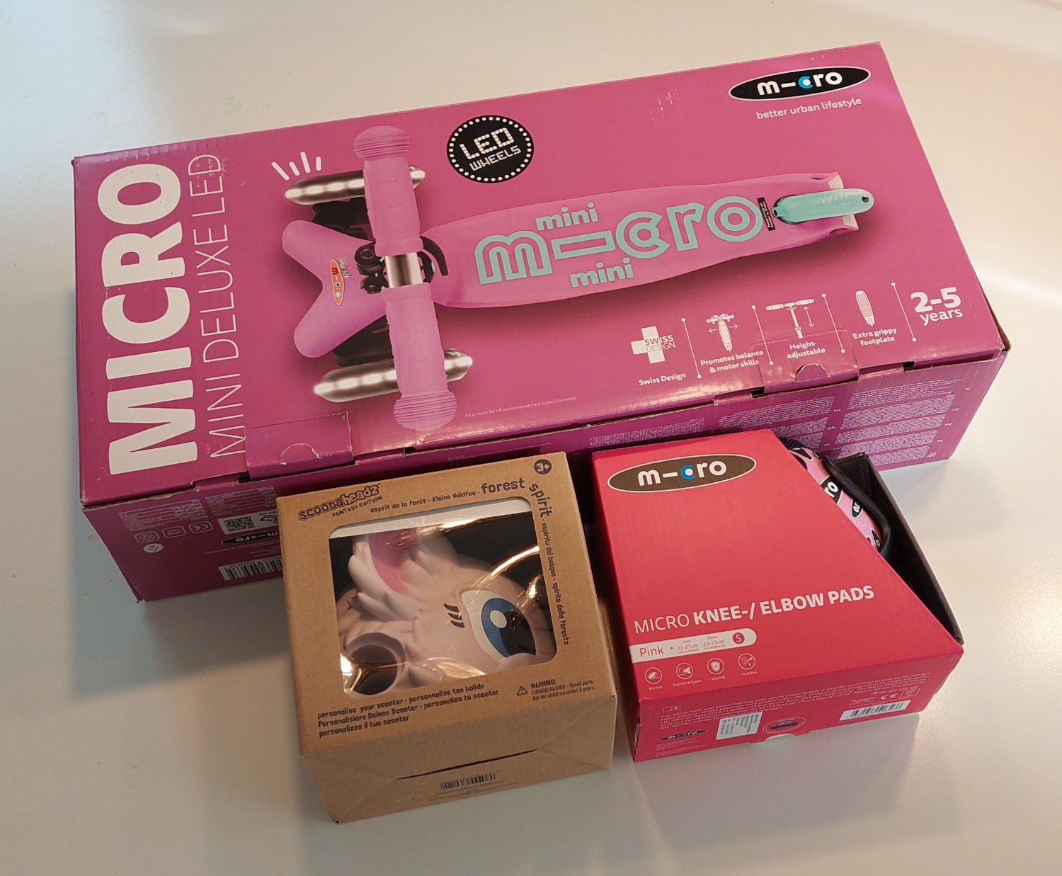 Micro Kickboard: MINI MICRO DELUXE LED & Bambi-Buddy & Knie-/Ellbogenschutz – Nuovo (secondo la descrizione) da Oberweningen venduto da Feindesign