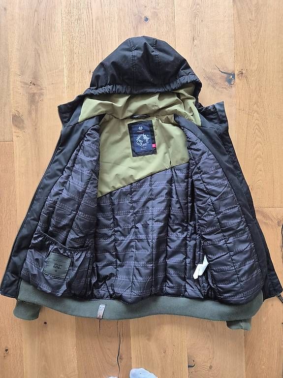 Vestes & Manteaux: Winterjacke Ragwear Gr. 170/176 – D'occasion à Nidau par Jil12 2