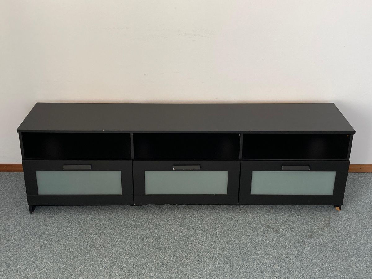 Mobili TV: Shelf for TV – Usato da Lausanne venduto da mar_mz5y