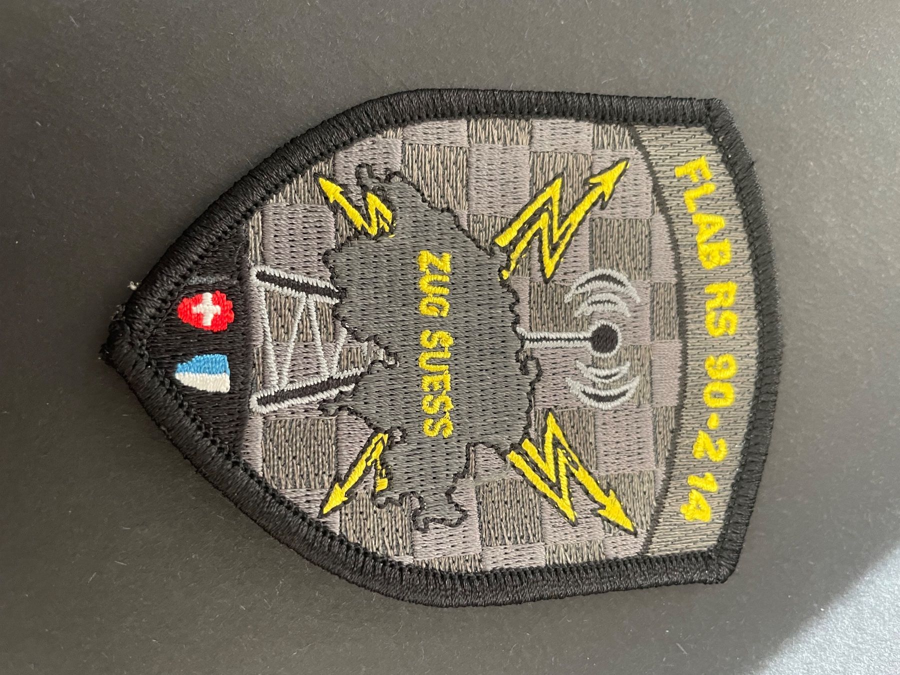 Schweizer Armee Toppe: Aufnäher Flab RS 90-2. 14 – Usato da Oberiberg venduto da reimet