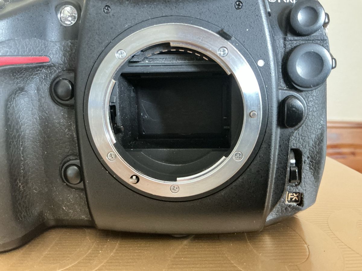 Nikon Fotocamera: Nikon D700 Defekt  – Difettoso da Flims Dorf venduto da daFlem 1
