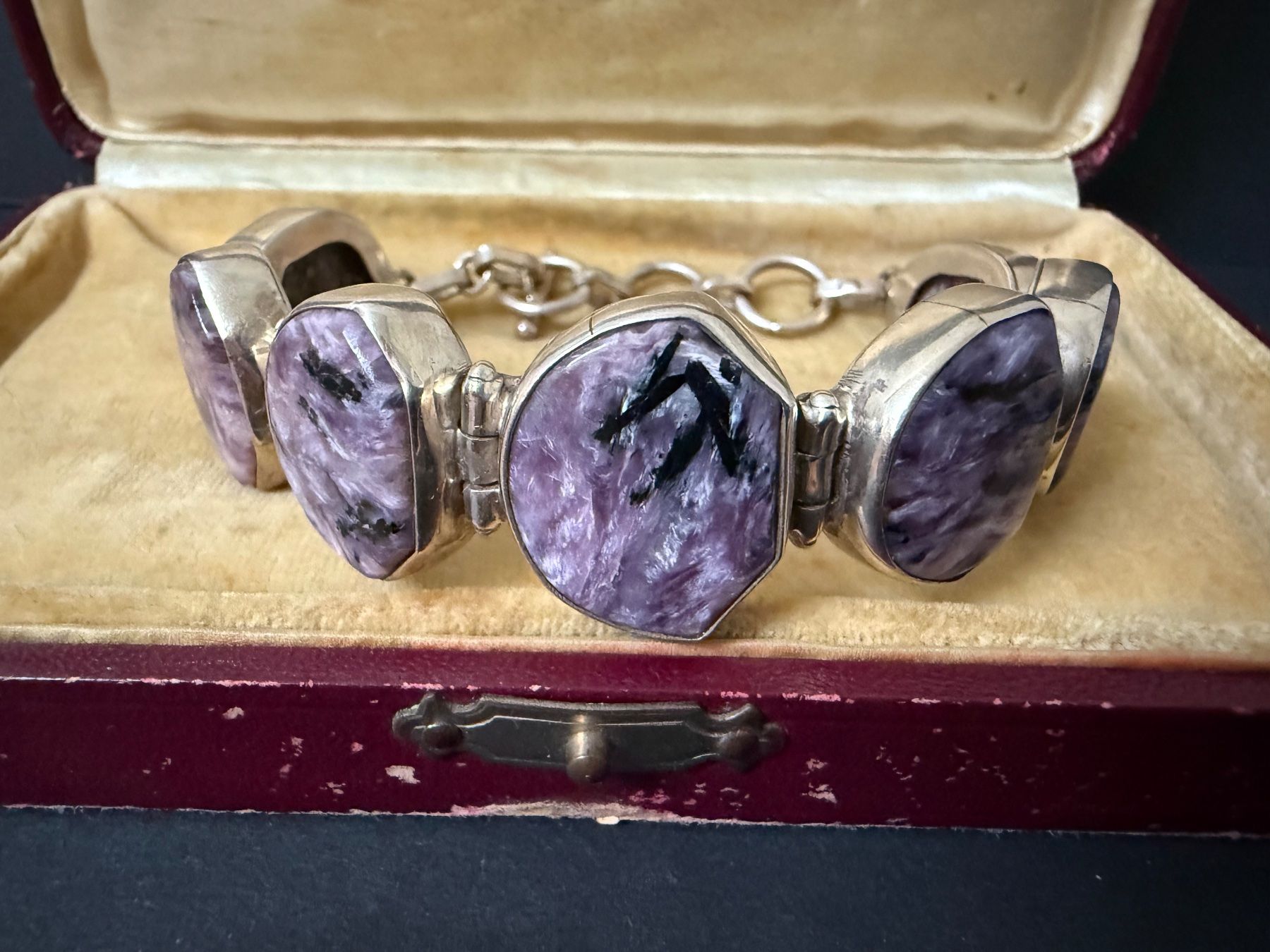 Armbänder & -reifen: Silber Armband mit Charoit 925 – Gebraucht aus Spiegel b. Bern von Rogger72