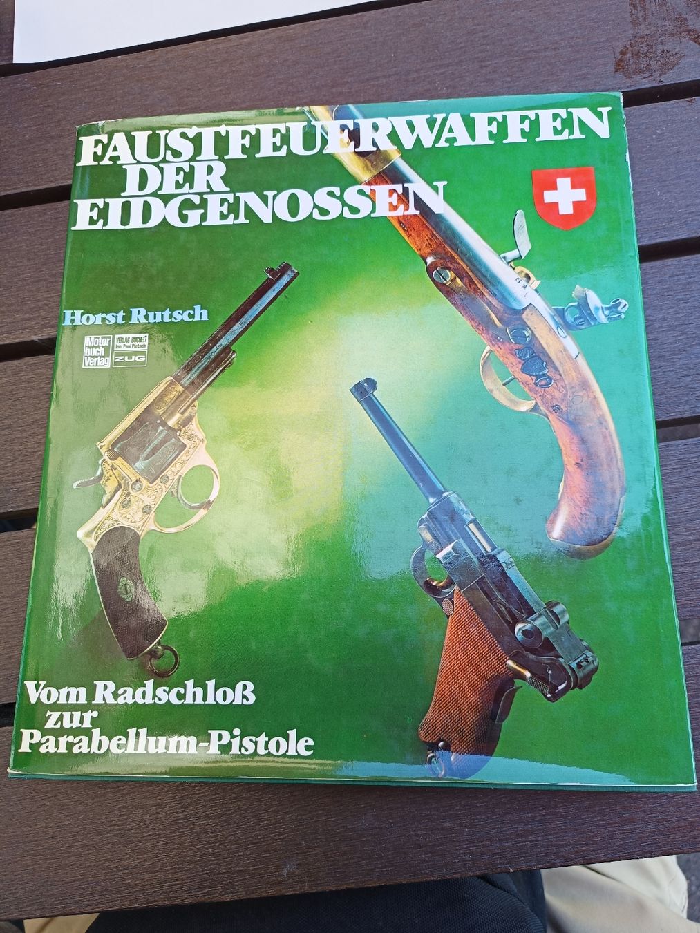 Libri: Bildband / Faustfeuerwaffen Der Eidgenossen 1. Auflage 1978 – Usato da Brugg AG venduto da Ente015