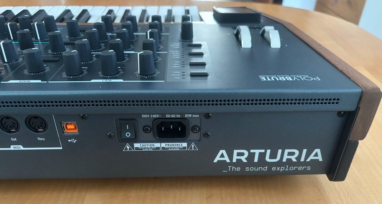 Arturia Strumenti musicali: Arturia Polybrute – Usato da Roveredo GR venduto da subAlpino 5