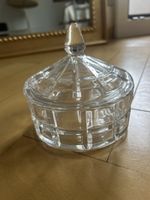 Glass bowl with lid transparent round good condition