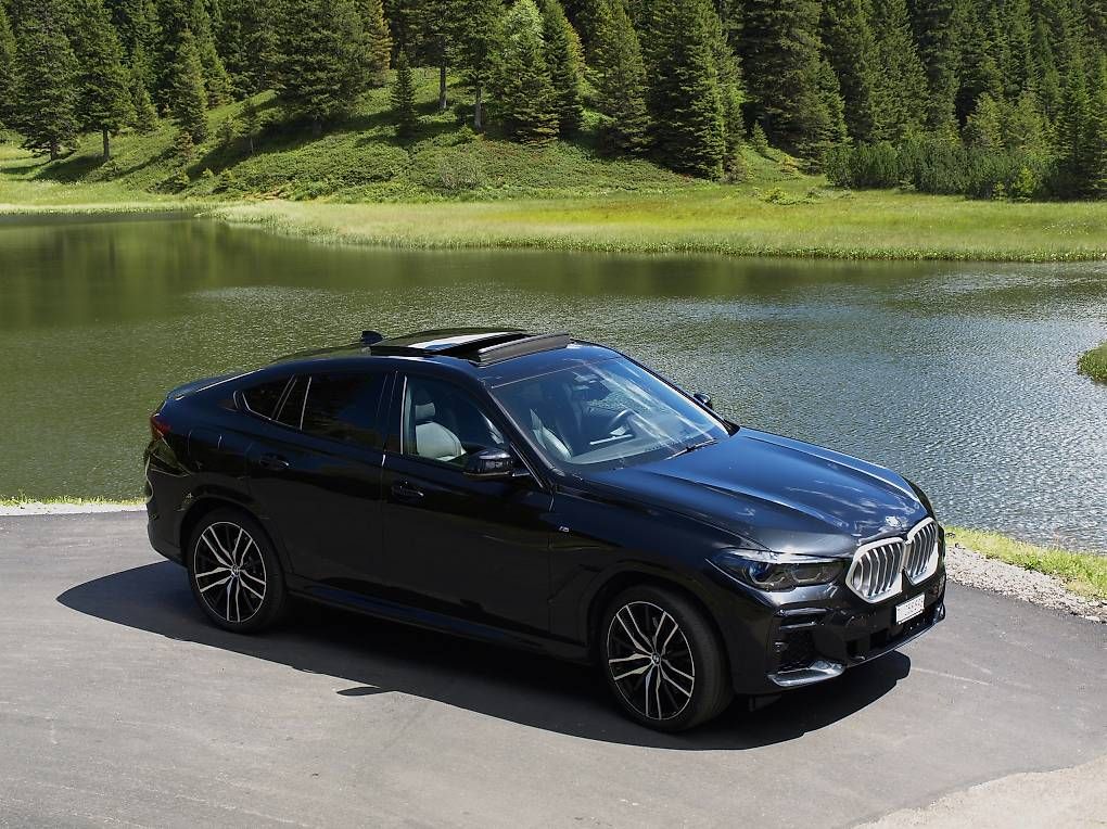 BMW Automobili: BMW X6 xDrive40d 2023 – Usato da Claro venduto da meg_kg2r