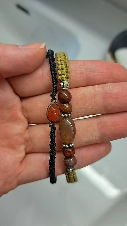 Bracelets: Armbändchen gewachst – Neuf avec emballage d'origine à Schwyz par Ser_z6mr