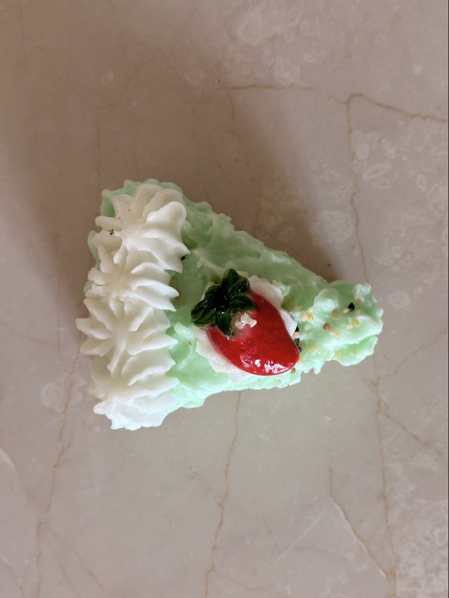 Tutte le decorazioni: Strawberry Lime Pie Candle - Unique Summer Decoration! – Nuovo (secondo la descrizione) da Uitikon Waldegg venduto da sdman 1