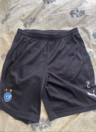 Short de foot Puma FC Grasshopper, taille S, comme neuf