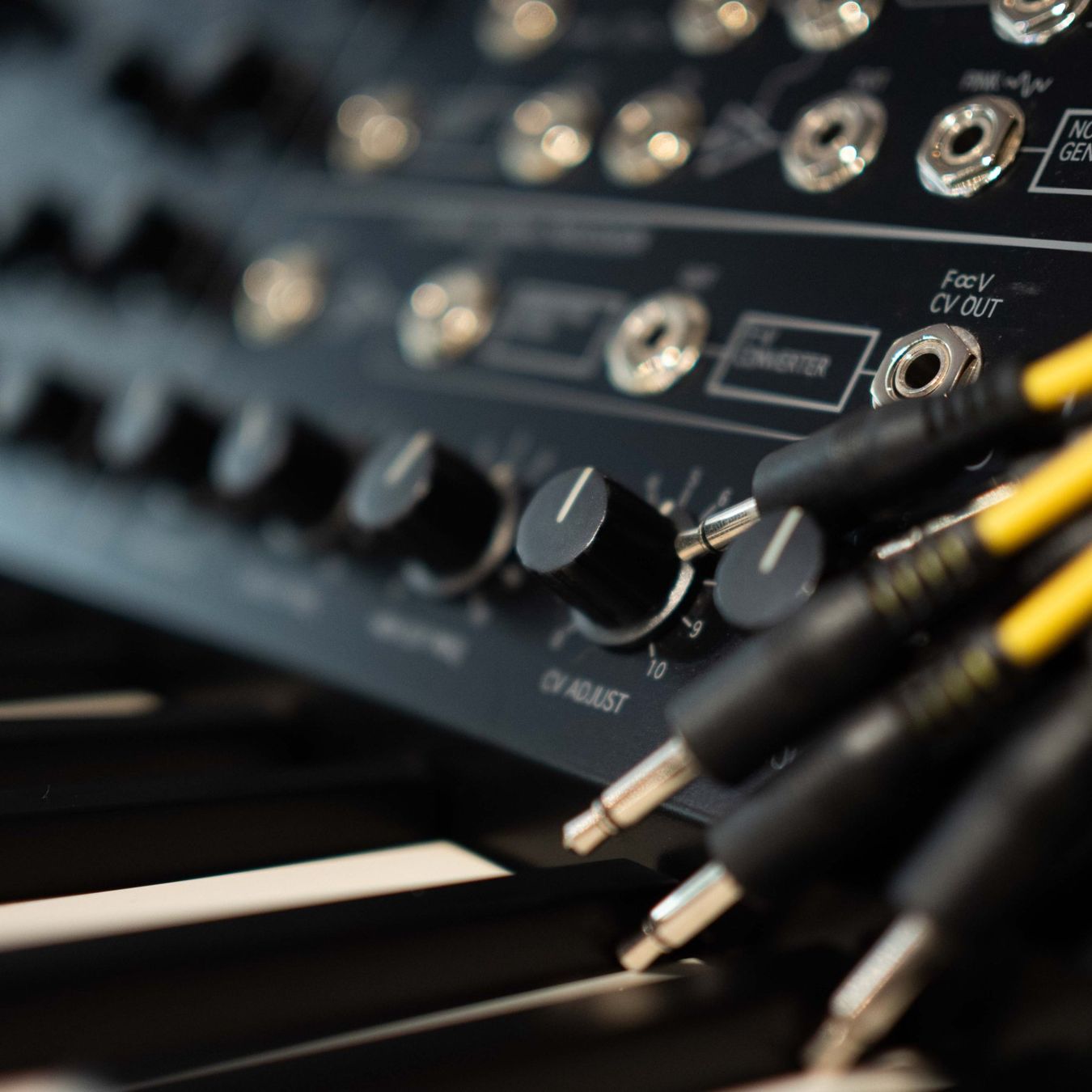 Korg Musikinstrumente: Korg MS-20 Mini neuwertig – Neu und originalverpackt aus Chur von bluewonder.musikhaus 4