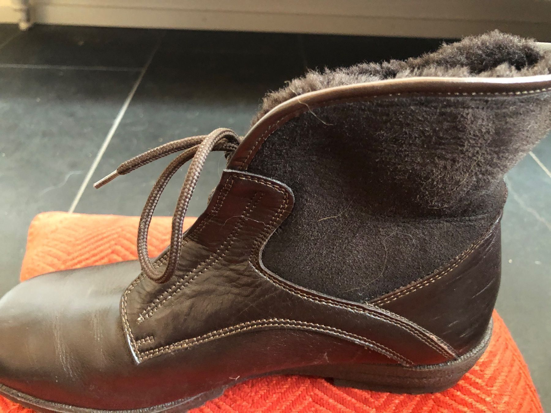 Chaussures femmes: STIEFELETTE  Damen Leder Winter mit Echtfell Lammfell – Neuf (Voir description) à Scuol par Lotus2020