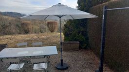 Parasol crème Jumbo quasi neuf