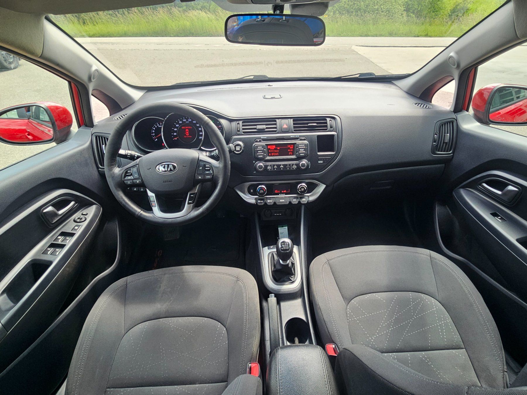 Kia Automobili: Kia Rio 1.4 frisch ab MFK – Usato da Worb venduto da toyosuisse 7