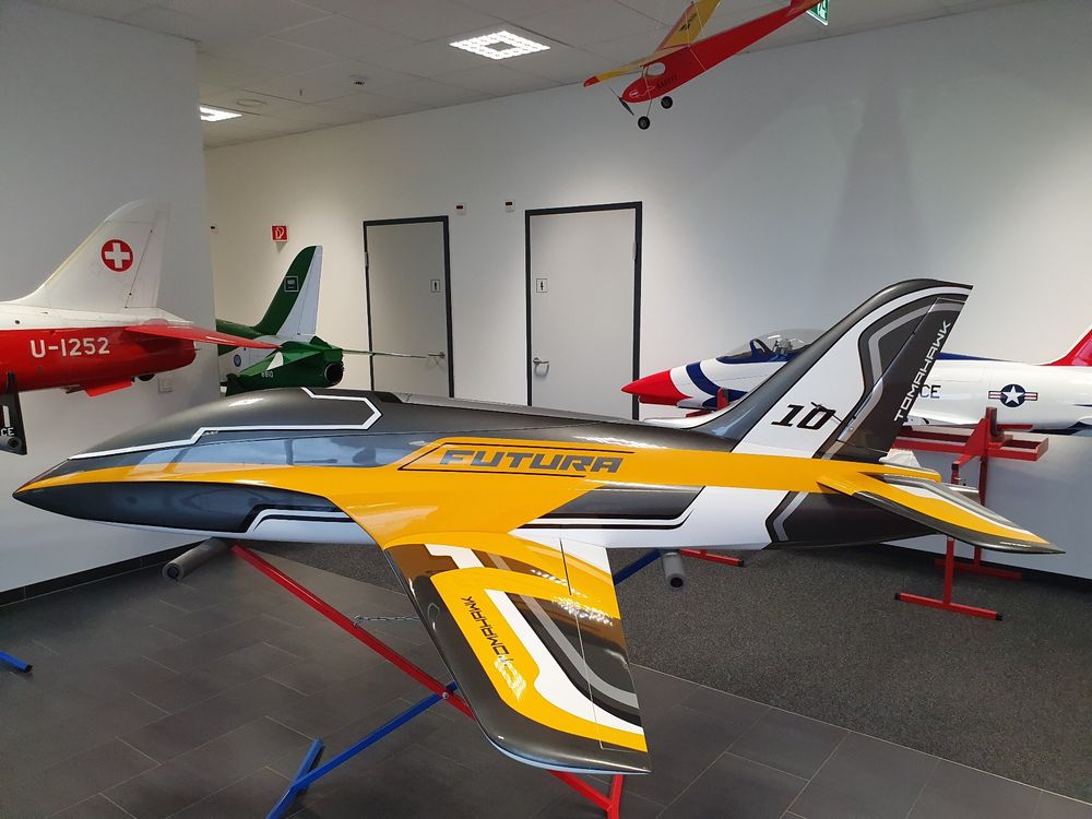 FUTURA V2 2,5M DH Design Edition 