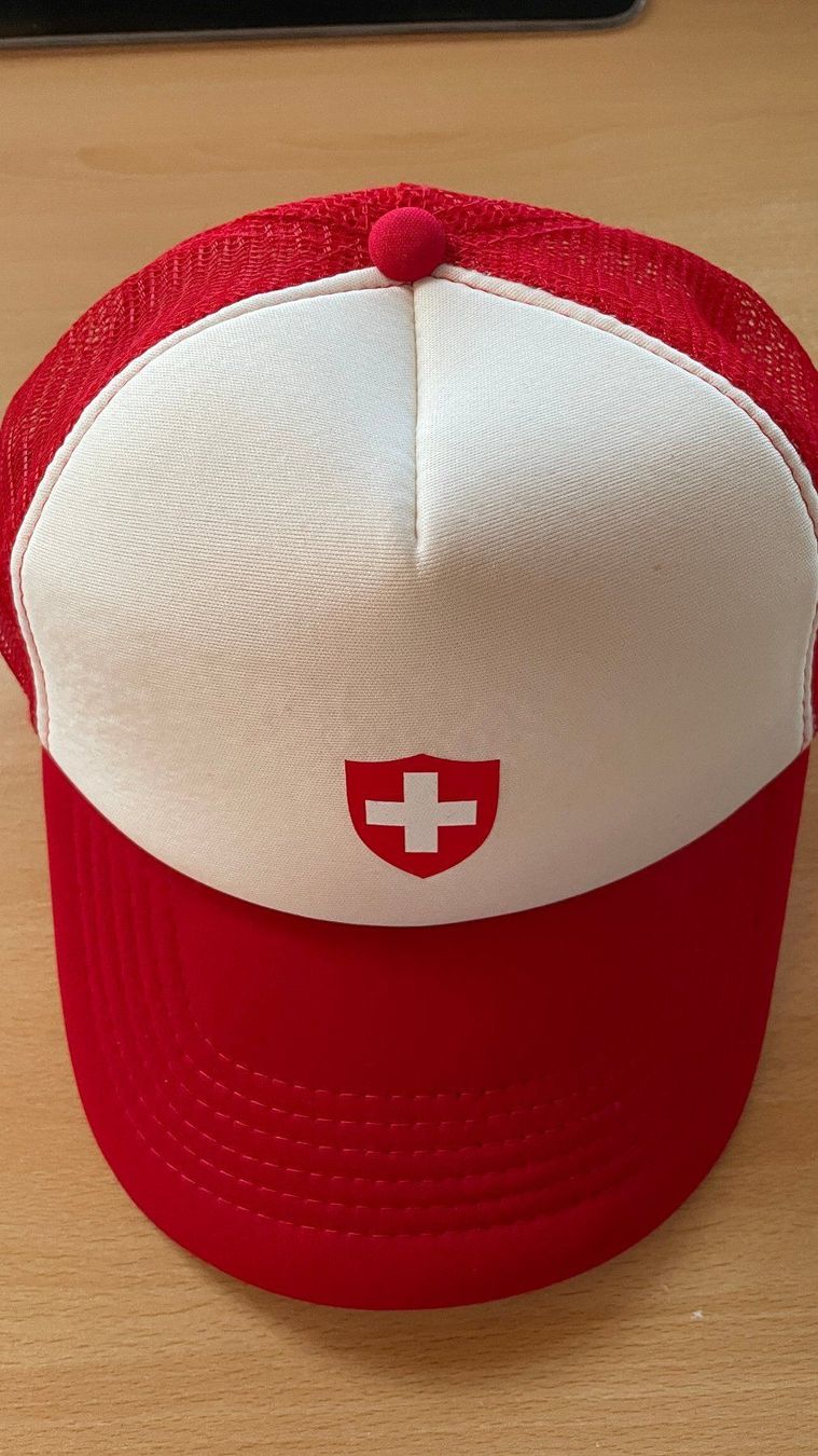 Copricapi, berretti & cappellini: Cap Truckercap Schweizerkreuz – Nuovo (secondo la descrizione) da Glattfelden venduto da cybermaxx