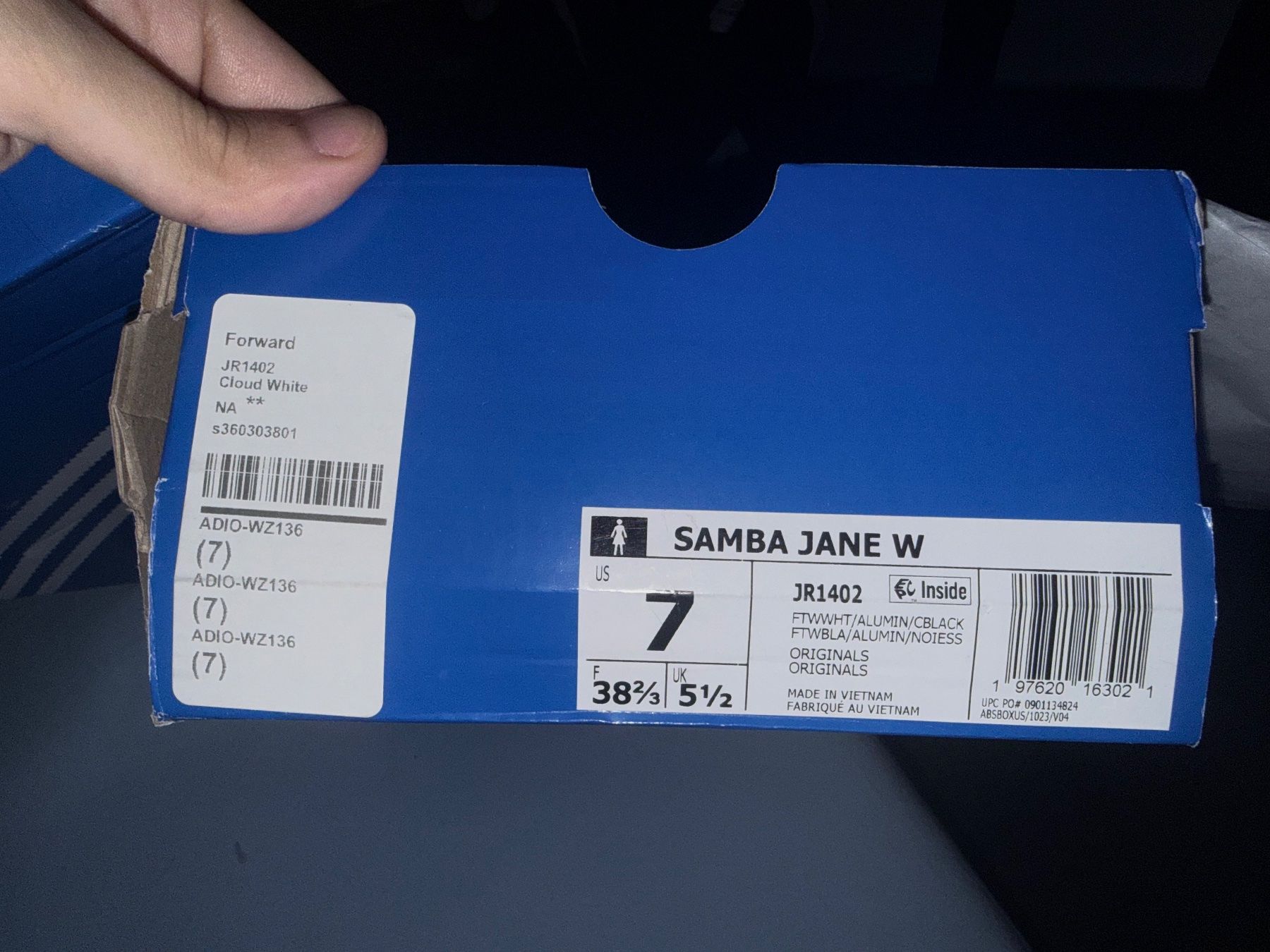 Adidas Damenschuhe: Adidas Samba Jane – Gebraucht aus Sion von bry_y9r5 1