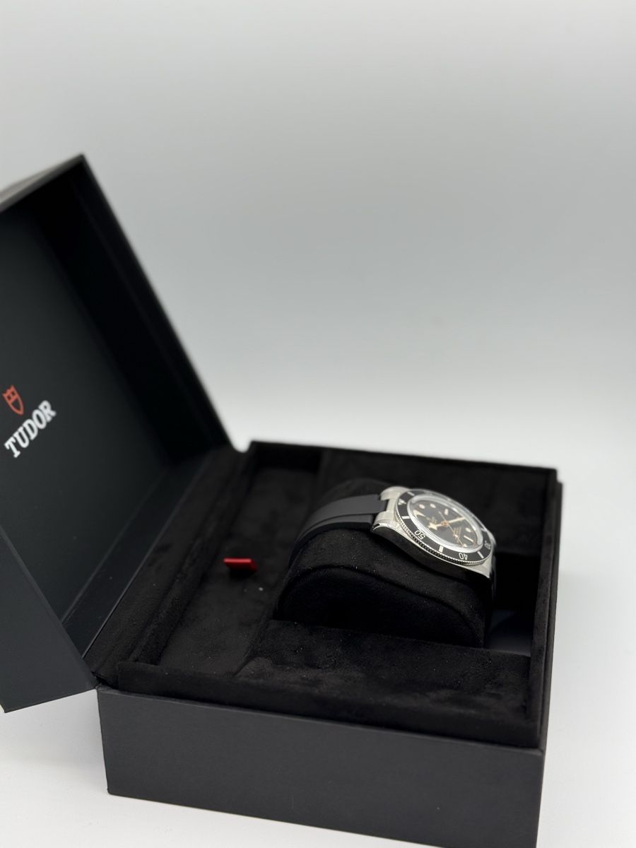 Bracciali & Braccialetti: Tudor Black , neuwertig, Top Zustand! – Nuovo (secondo la descrizione) da Effretikon venduto da LimmatGold 4