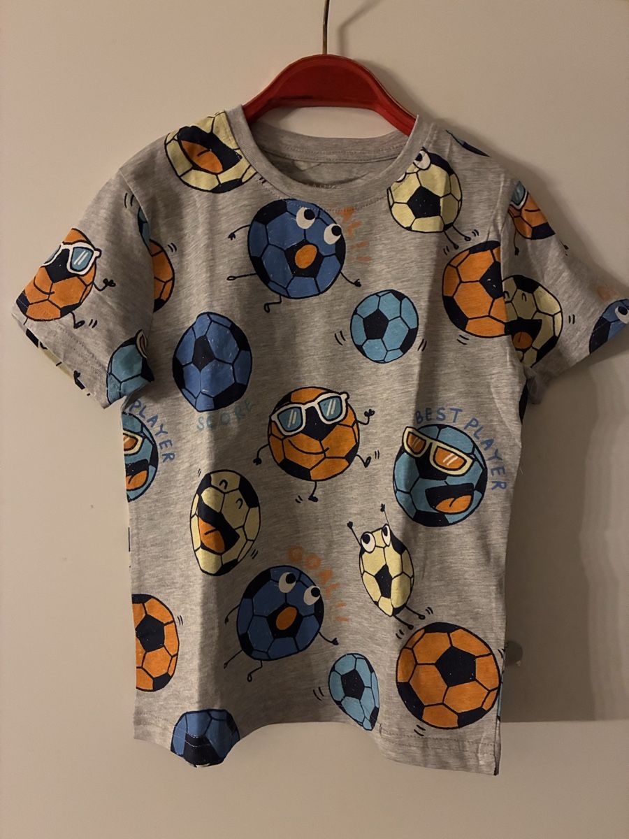 Camicie, T-shirt & Polo: Schönes Tshirt Gr. 98, Neu – Nuovo (secondo la descrizione) da richterswil venduto da lunamarie001