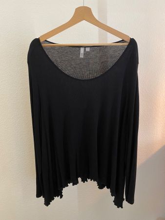 Asos Oberteil langarm schwarz Gr. 52