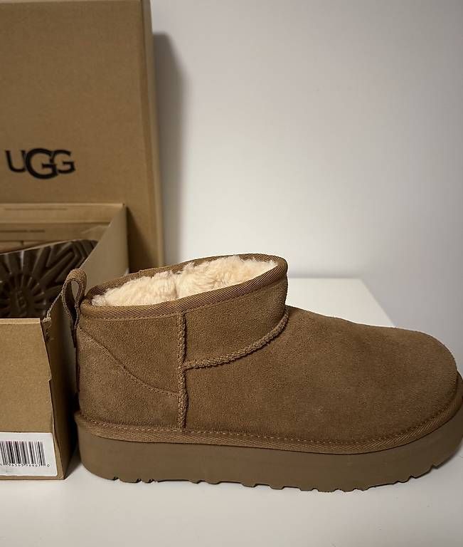 Scarpe da donna: UGG Platform ultra mini Grösse 38 – Usato da Glis venduto da zel_8kvj