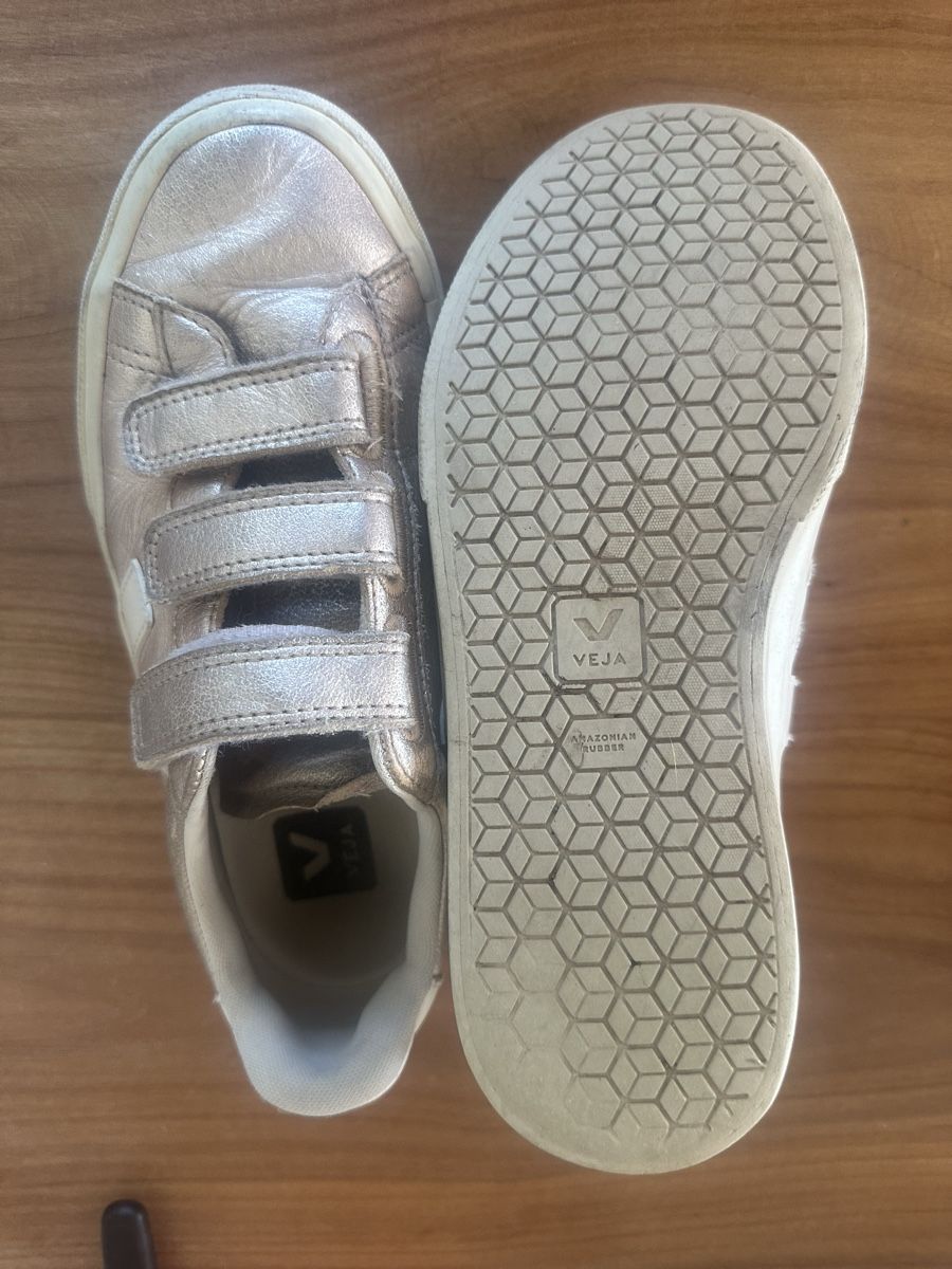 Veja Schuhe für Mädchen: Veja Gr 37 – Gebraucht aus Meilen von Tulip5 1
