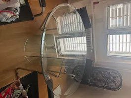 Esstisch rund Glas mit Glasfuss gebrauchter Zustand