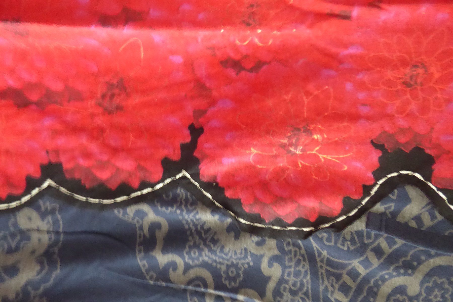 Desigual Pullover & Sweatshirts: Sweat Shirt Gr M DESIGUAL – Gebraucht aus Sargans von Benziner 2