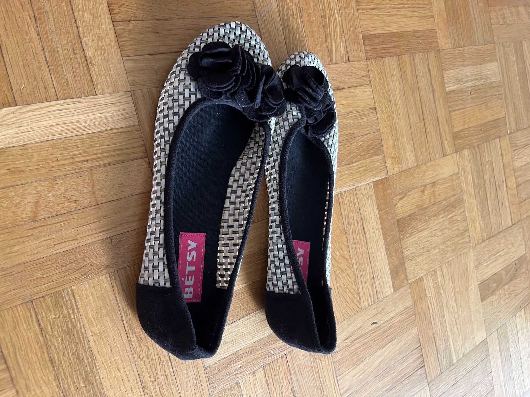 Scarpe da donna: Damen Ballerina – Nuovo (secondo la descrizione) da Zürich venduto da Dita06