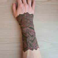Armstulpen aus Spitze