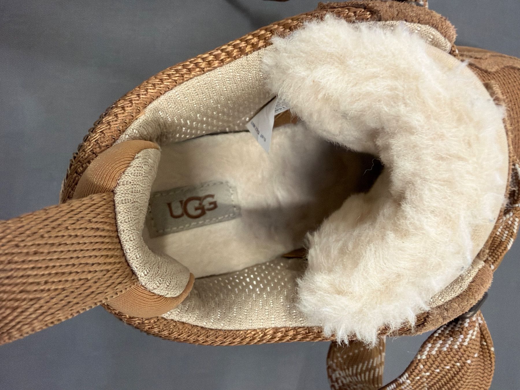 Ugg Scarpe da donna: UGG Damen Schuhe braun Grösse 37 – Usato da Tägerwilen venduto da TinaLupu 3