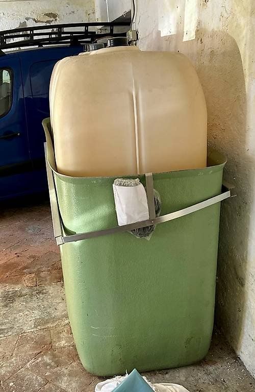 Riscaldamento: Heizöltank 2000 Liter – Usato da Genestrerio venduto da Demis27 1