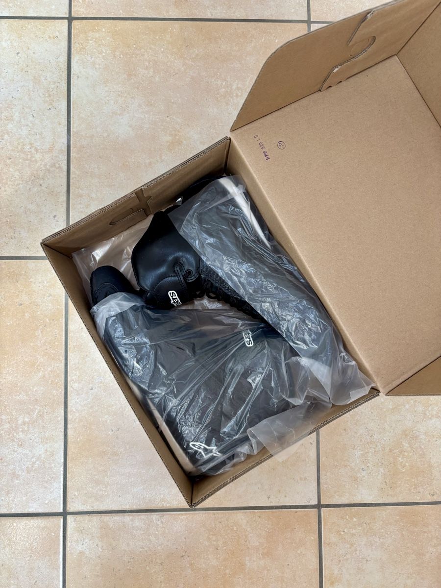 Alpinestars Chaussures hommes: Chaussures moto AlpinStar 42 – Neuf (Voir description) à Denens par RomainSecondeMain 1