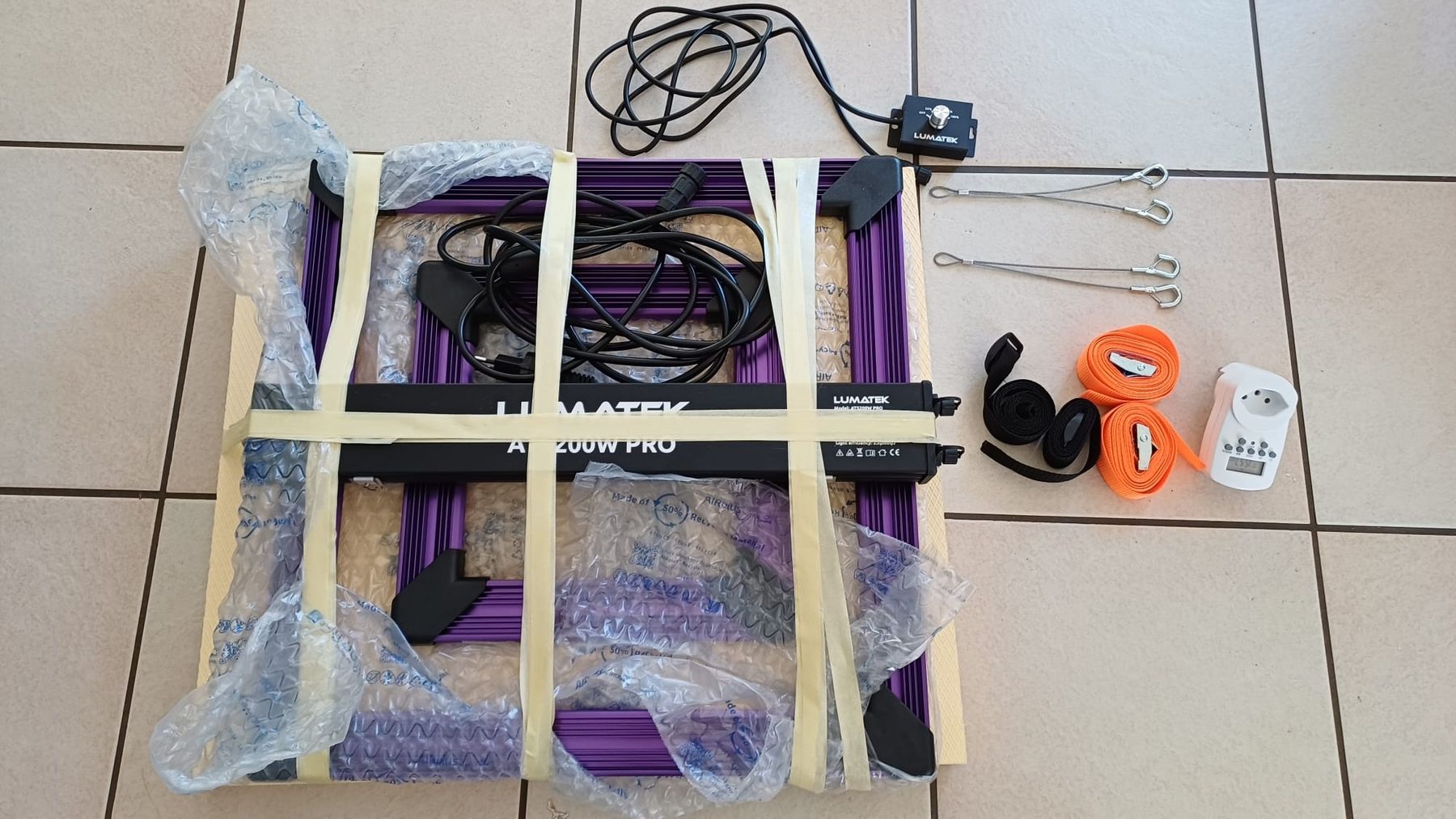 Altro: Growbox Komplettset – Usato da Ziefen venduto da Lina_g4 4