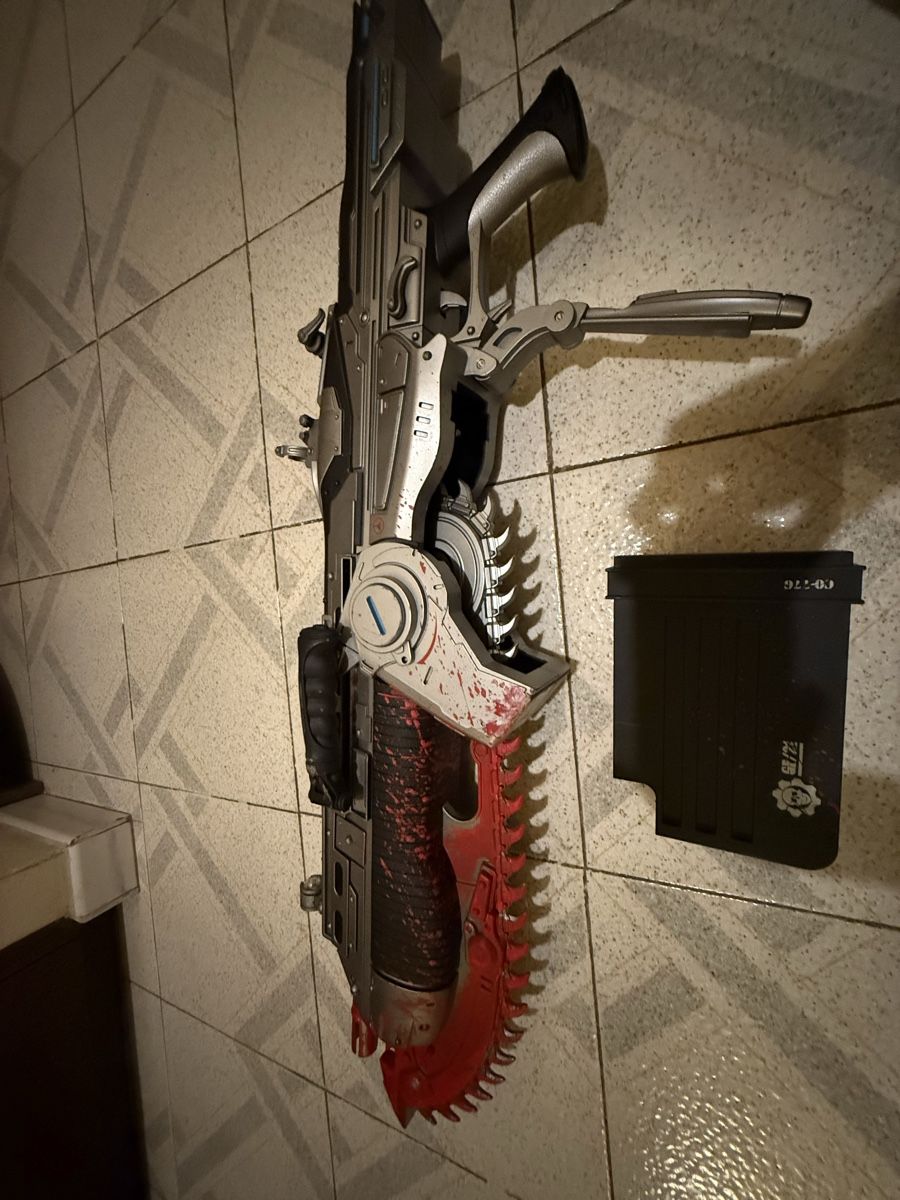 Giocattoli: Gears of War Lancer – Usato da Coldrerio venduto da Crivelli 2