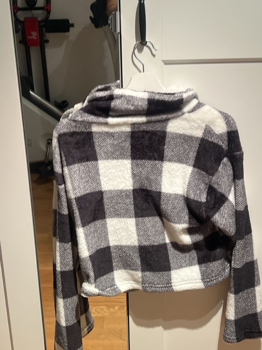 Giacche: Übergangsjacke flauschig Grösse 36/S – Usato da Wettingen venduto da Jaaani 1