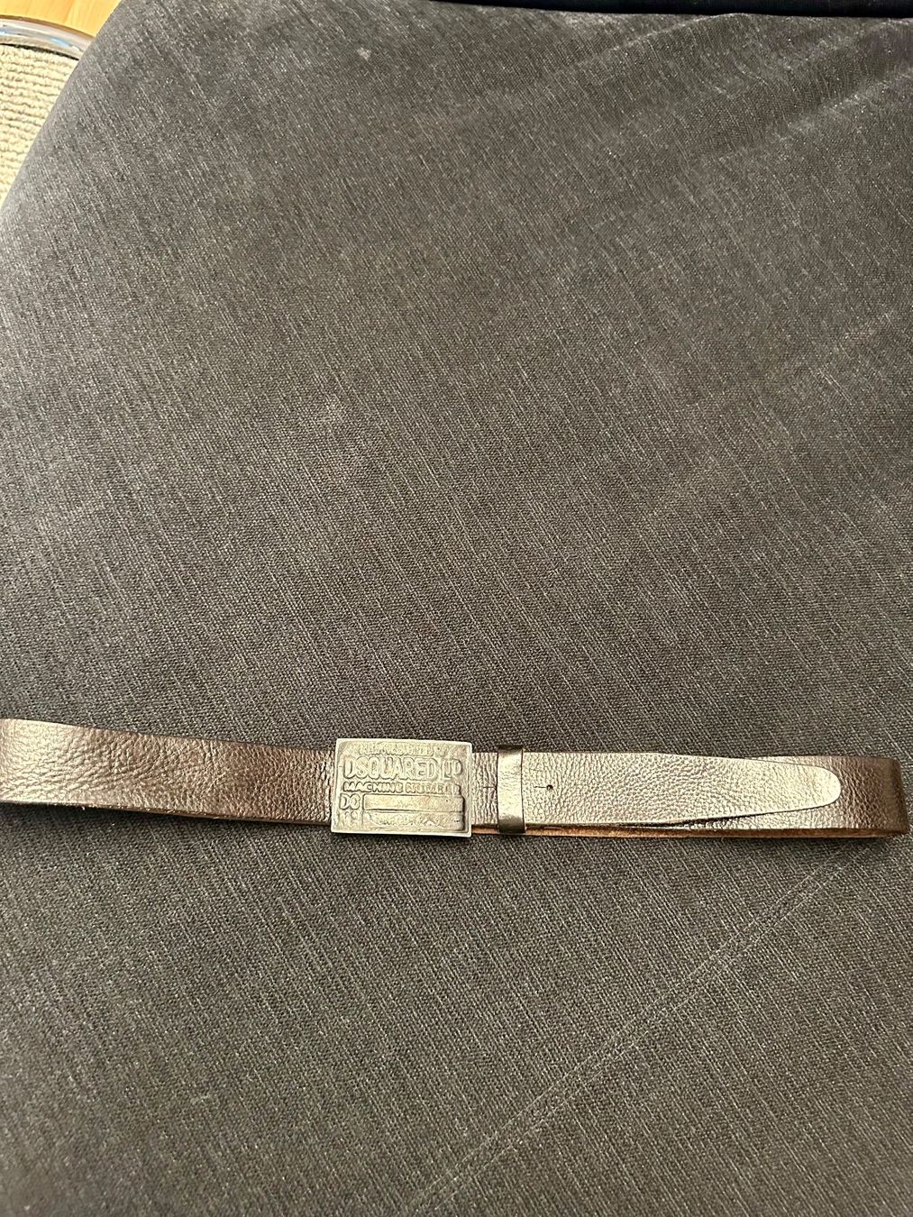 Dsquared2 Cinture: Dsquared very dark braun belt, size M, 110sm – Usato da Winterthur venduto da ivan12891 2